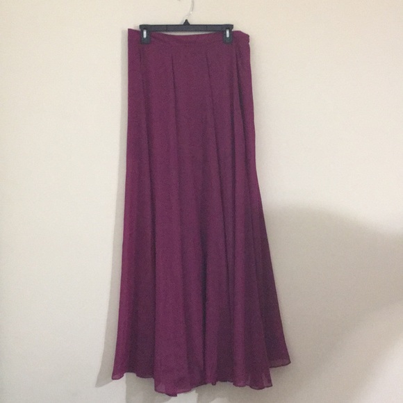 Akira Chicago Long maxi skirt Size Large - Picture 2 of 2
